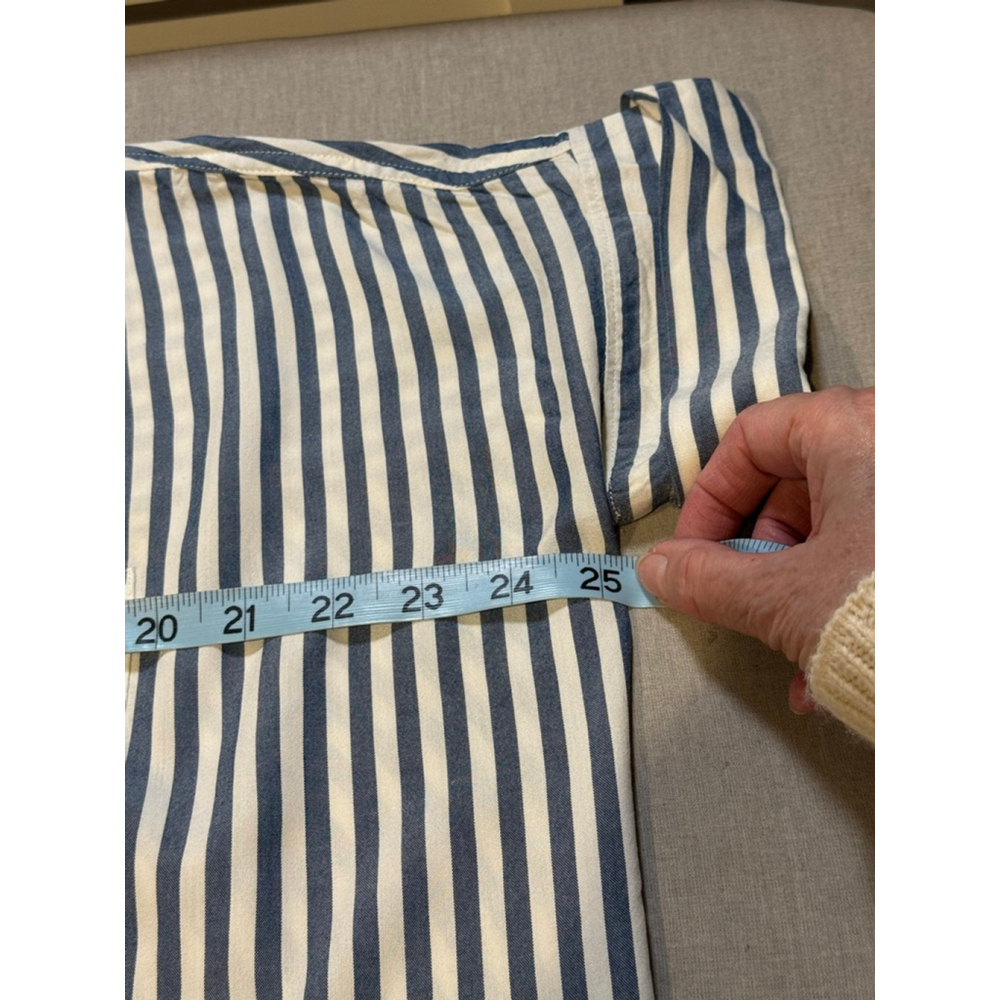 Women's Madewell Blue White Striped Button Down pleated back boxy fit Shirt M - Picture 9 of 12